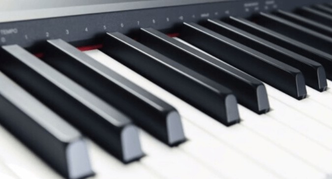 keyboard vs digital piano a