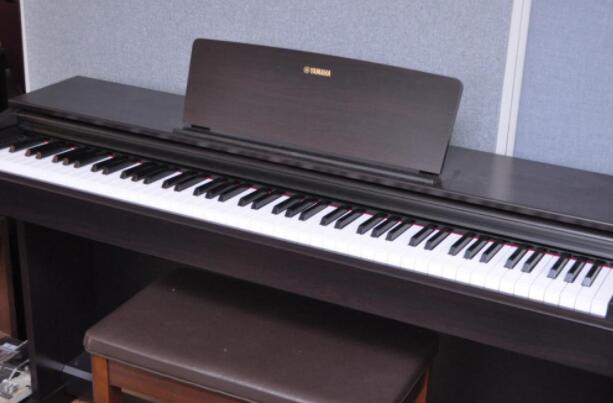 yamaha ydp 143 electric digital piano